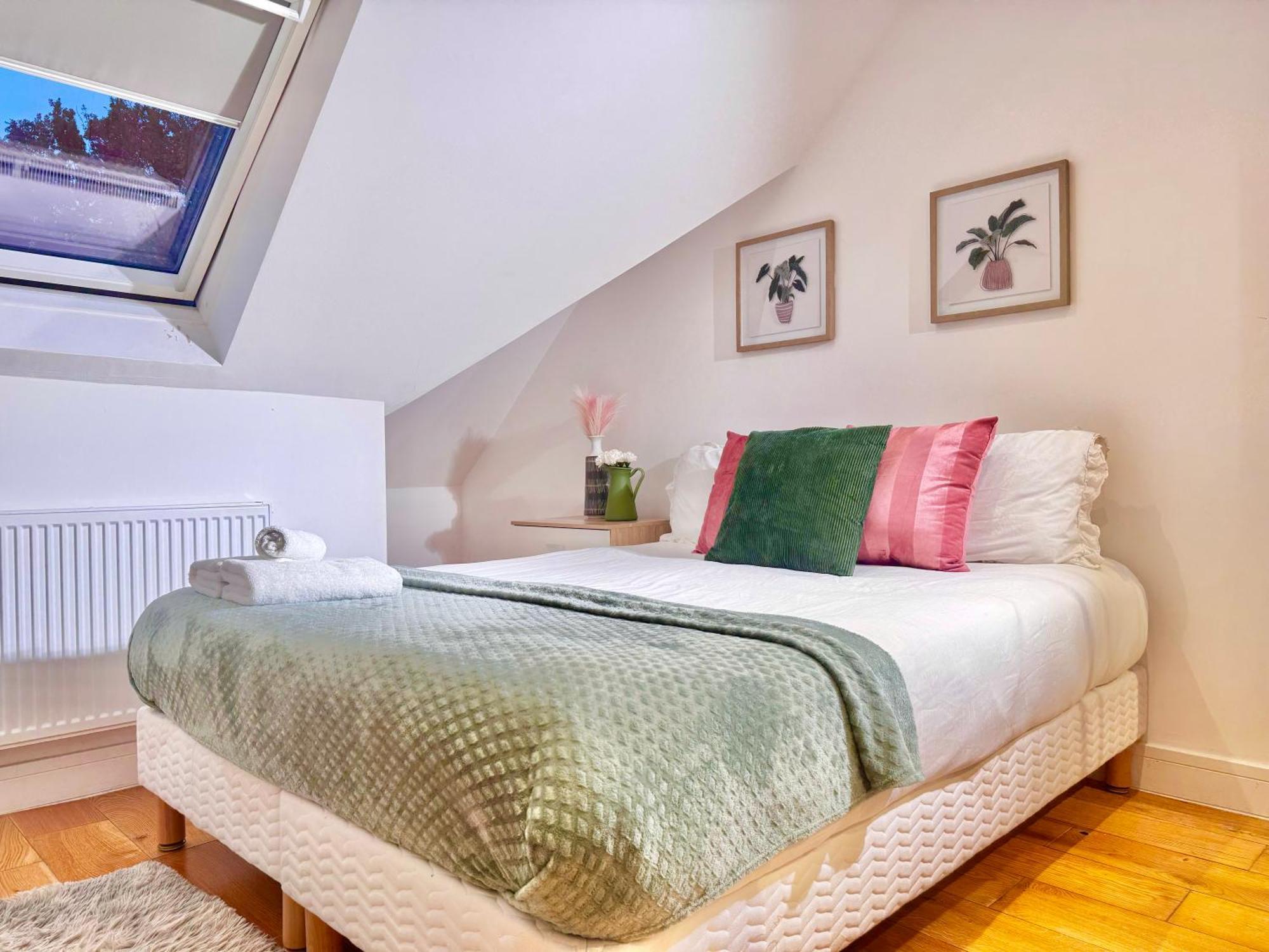 En-Suites With Free Parking 30Min To Central London Exterior photo