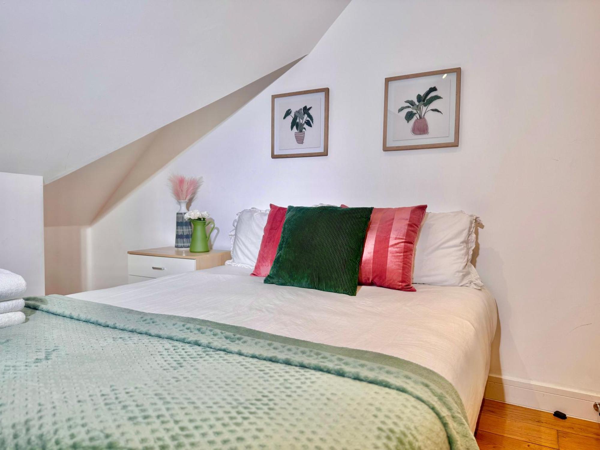 En-Suites With Free Parking 30Min To Central London Exterior photo